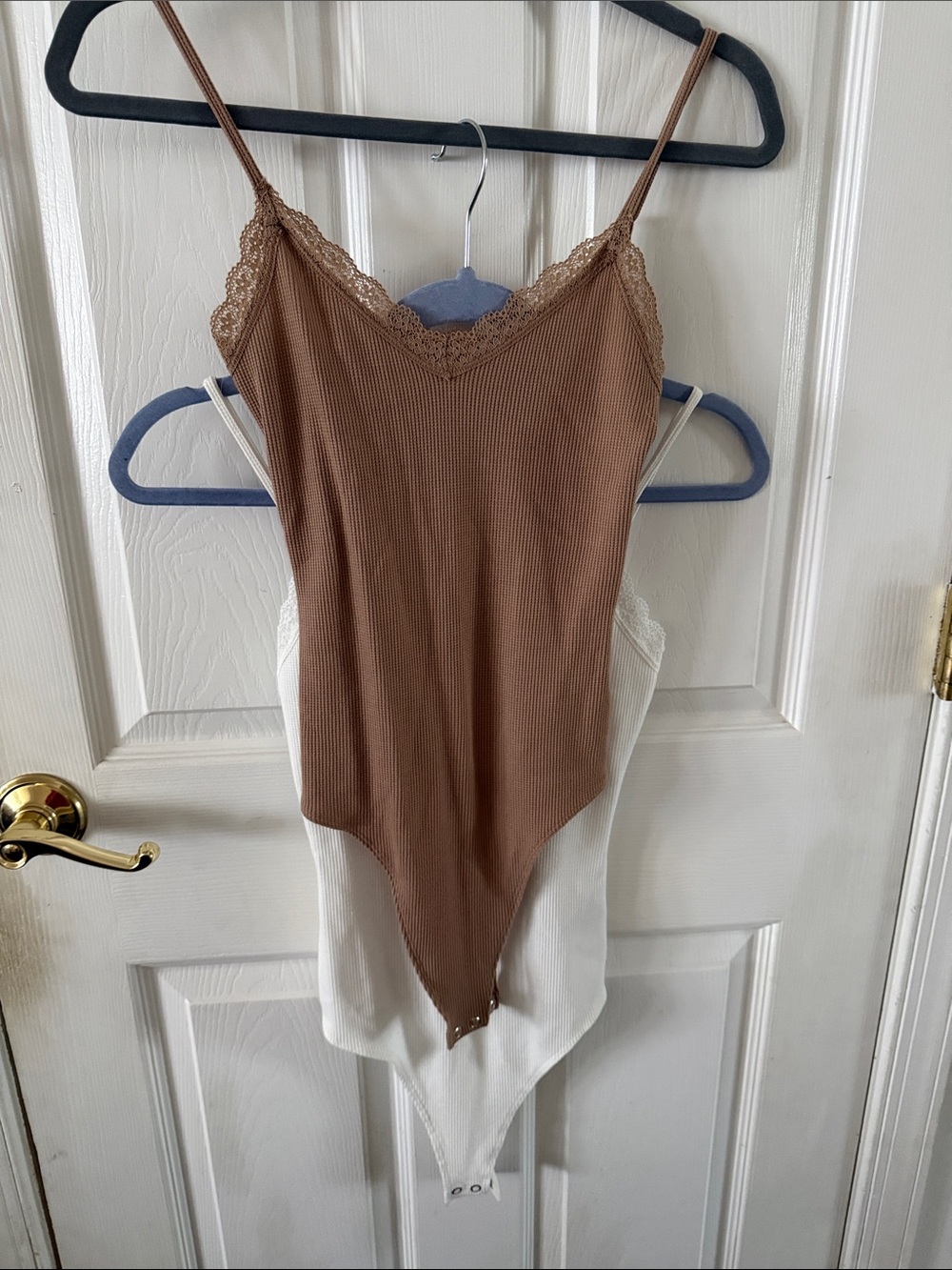 American Eagle Outfitters Ribbed Lace-Trim Cami Bodysuit - Brown